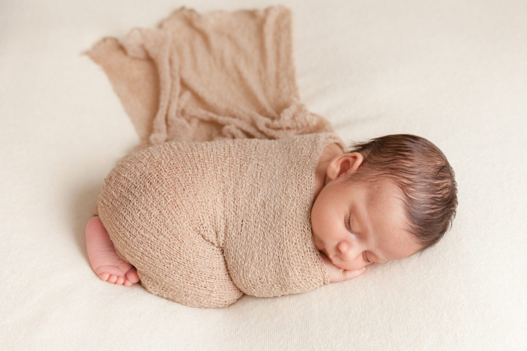 baby photography by Fiona McKean